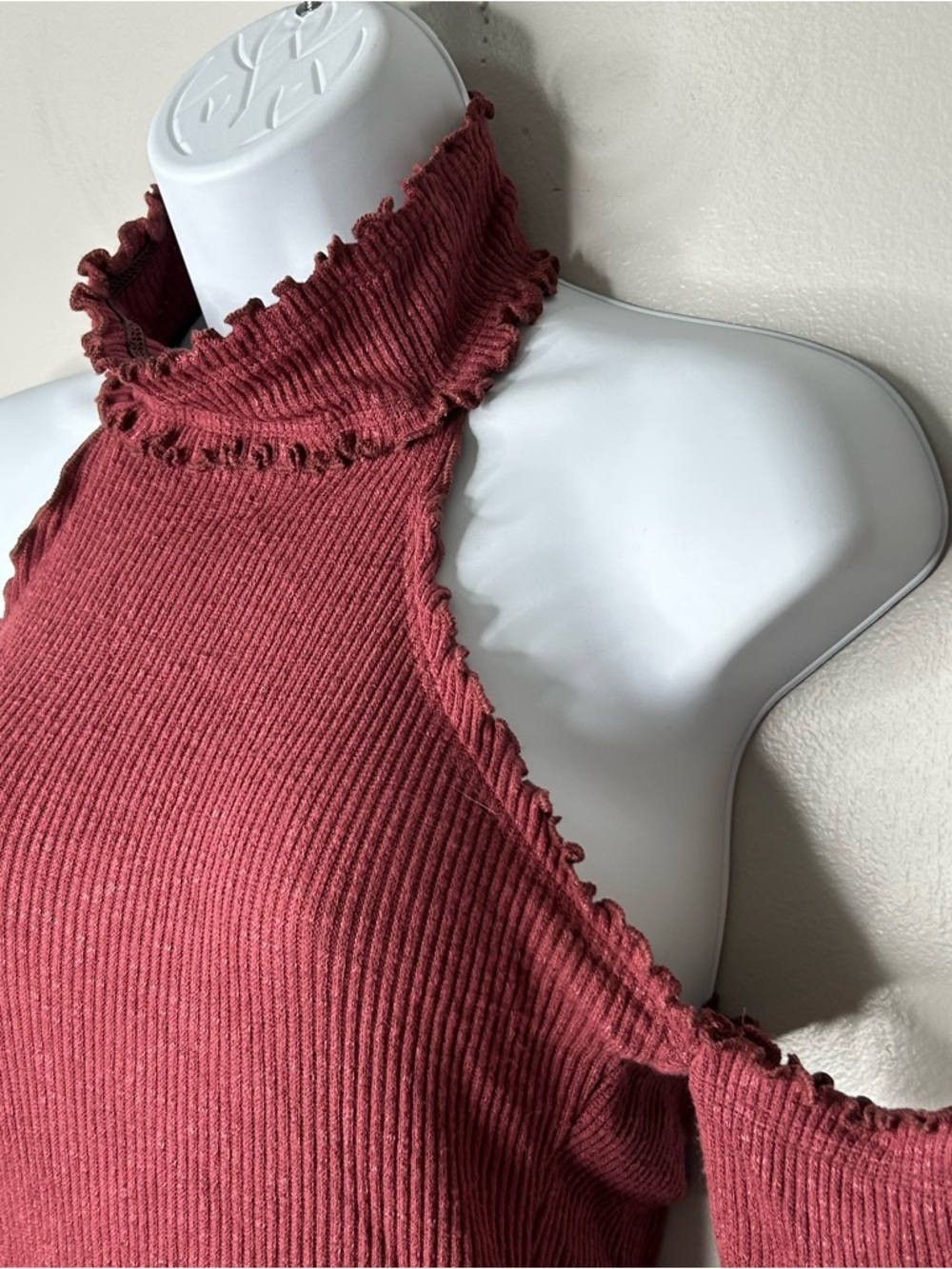 Fashion Nova Ribbed Cold-Shoulder Mock Neck Burgundy Dress Size L - Picture 7 of 9